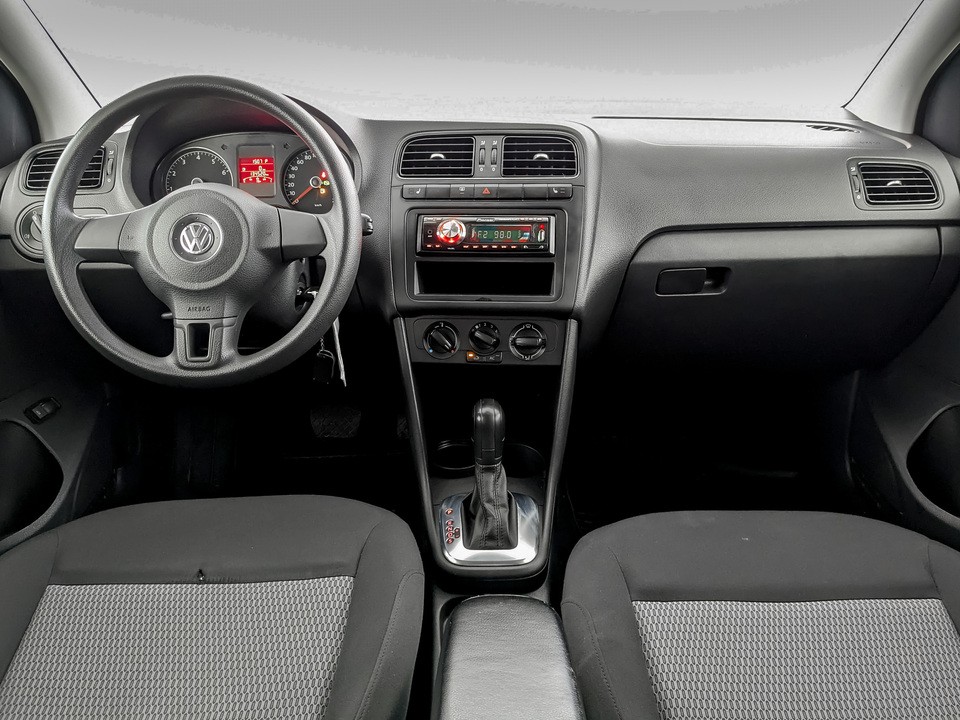 Volkswagen Polo Синий, 2012, 134 510 км