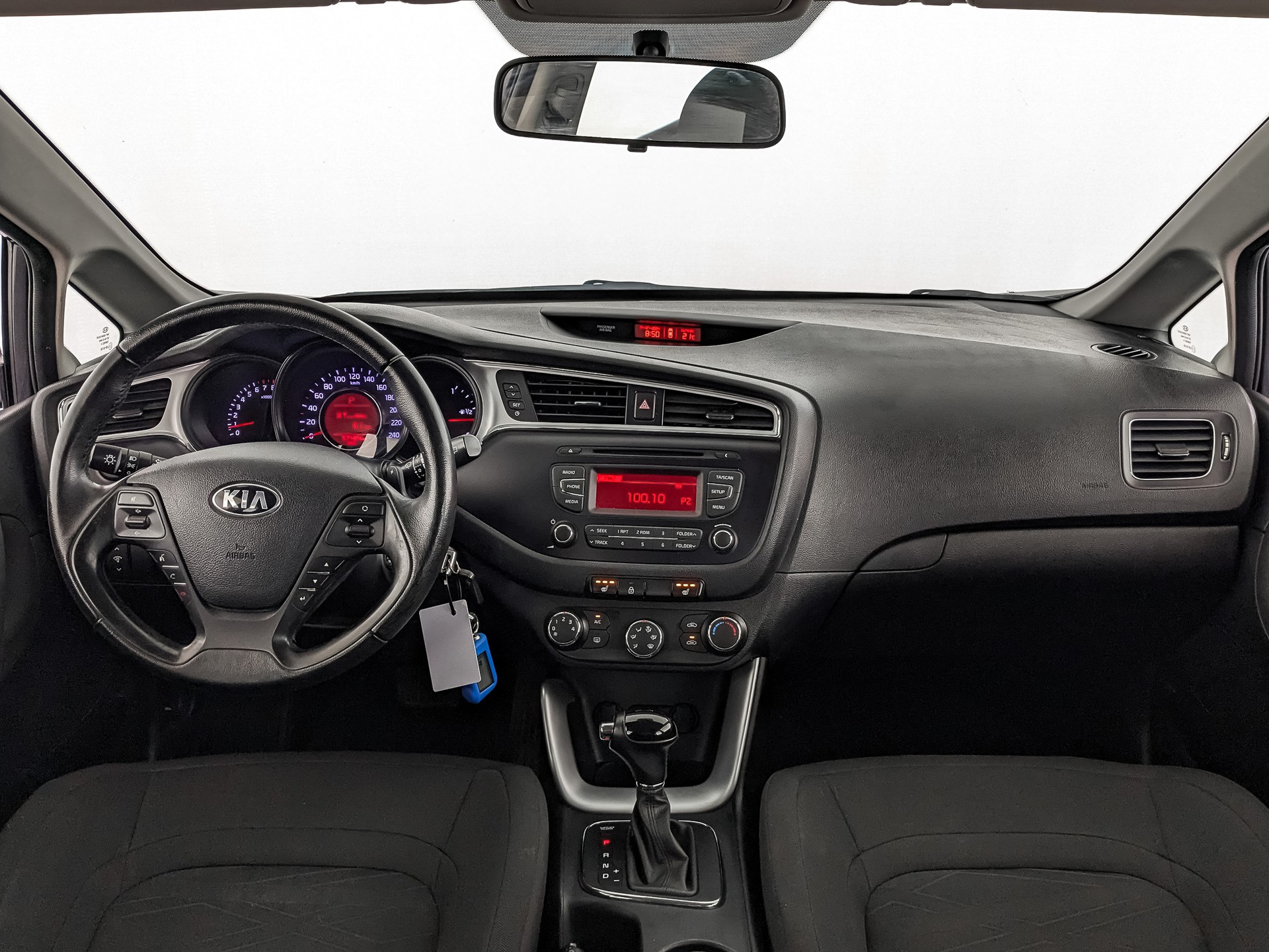 Kia Ceed Серый, 2017, 57 167 км