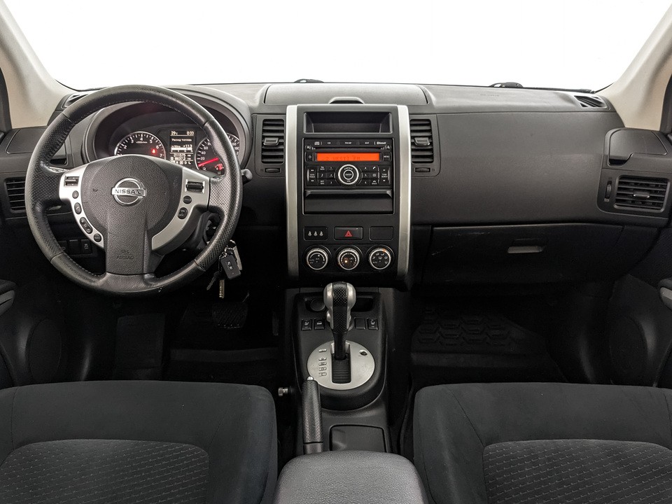 Nissan X-Trail Серебряный, 2012, 211 381 км