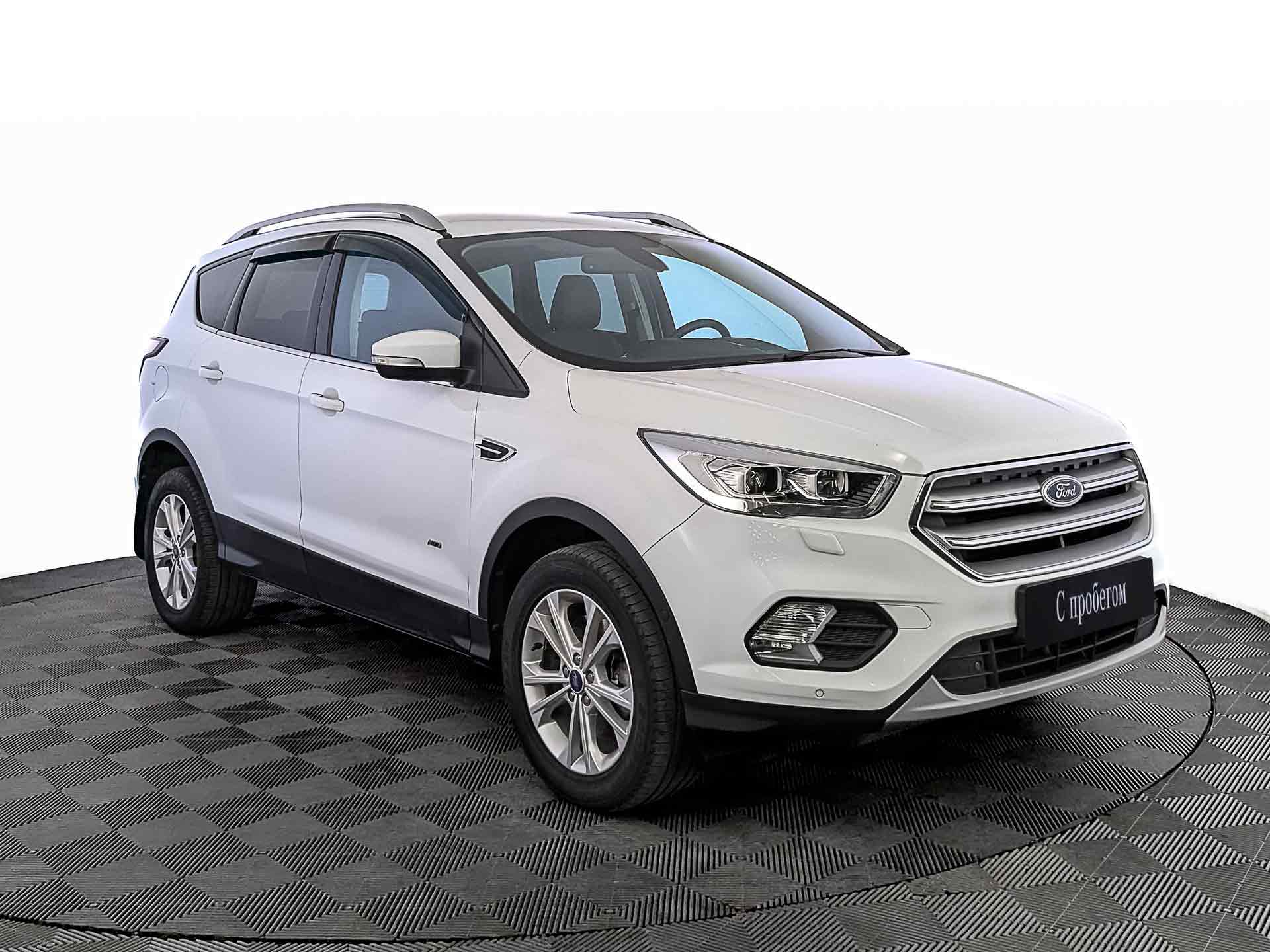 Ford Kuga белый, 2018, 91 000 км