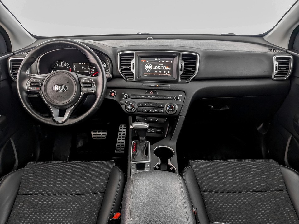 Kia Sportage Белый, 2018, 92 970 км