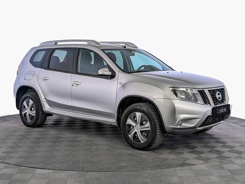 Nissan Terrano Серебряный, 2018, 81 025 км