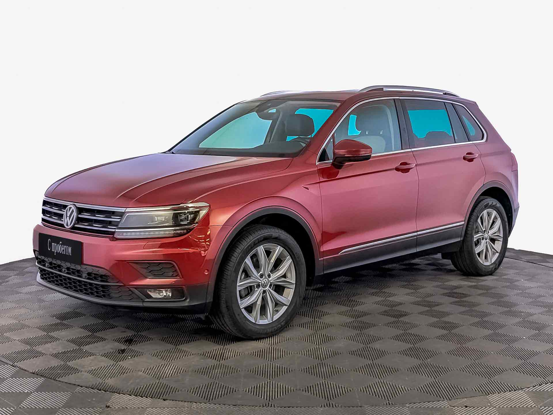 Volkswagen Tiguan Красный, 2020, 65 813 км