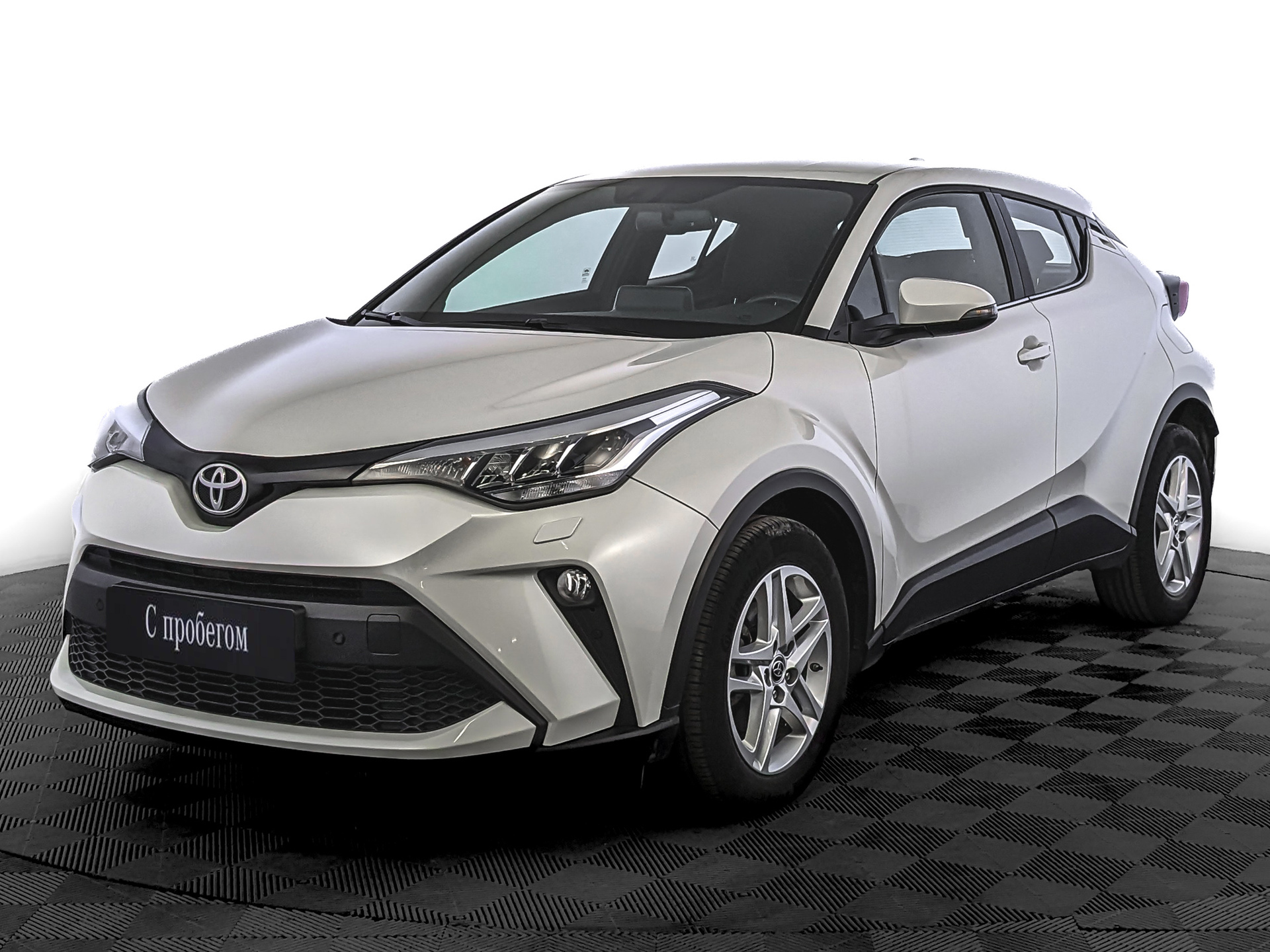 Toyota C-HR Белый, 2020, 49 167 км