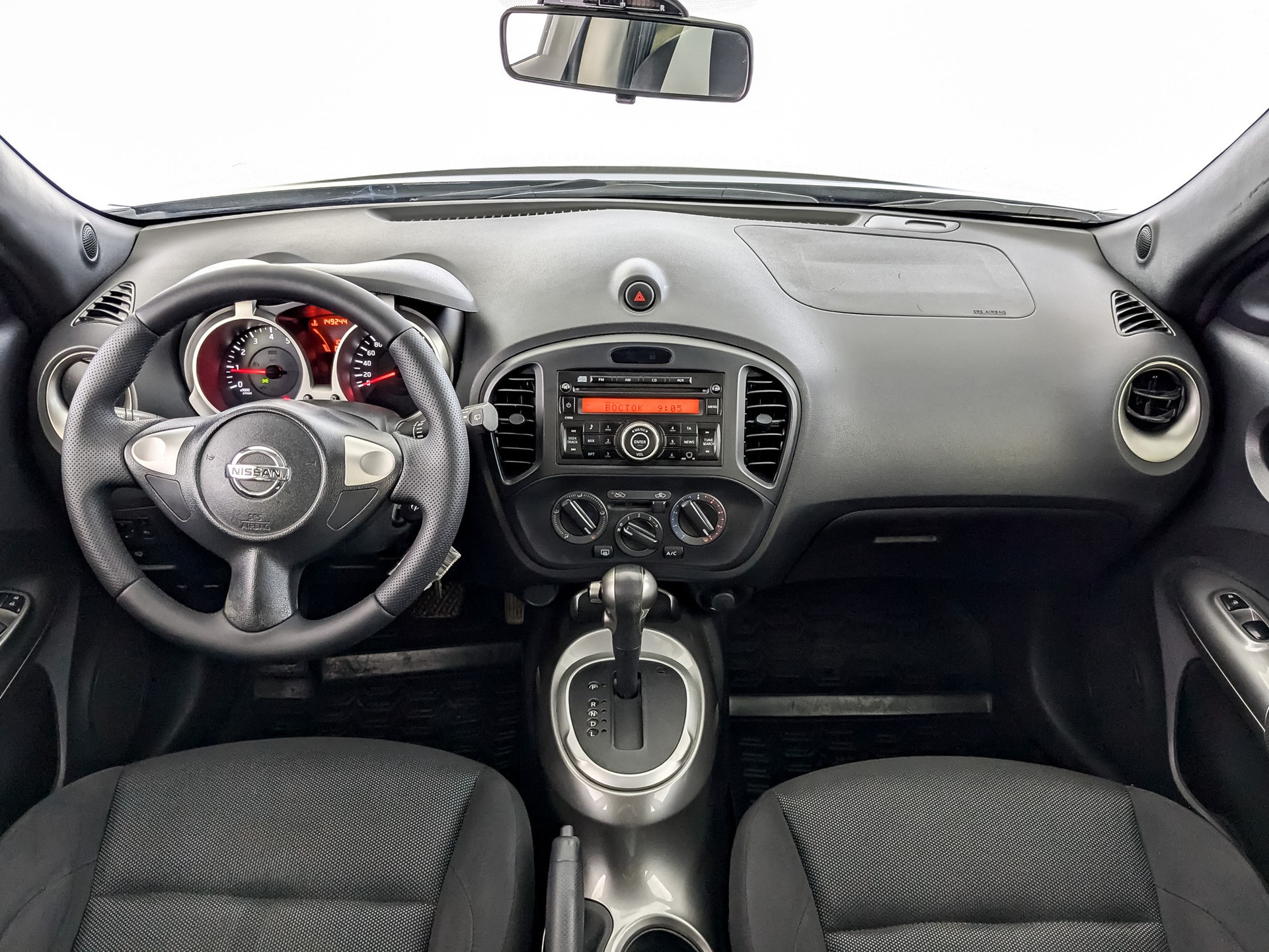 Nissan Juke черный, 2012, 149 177 км