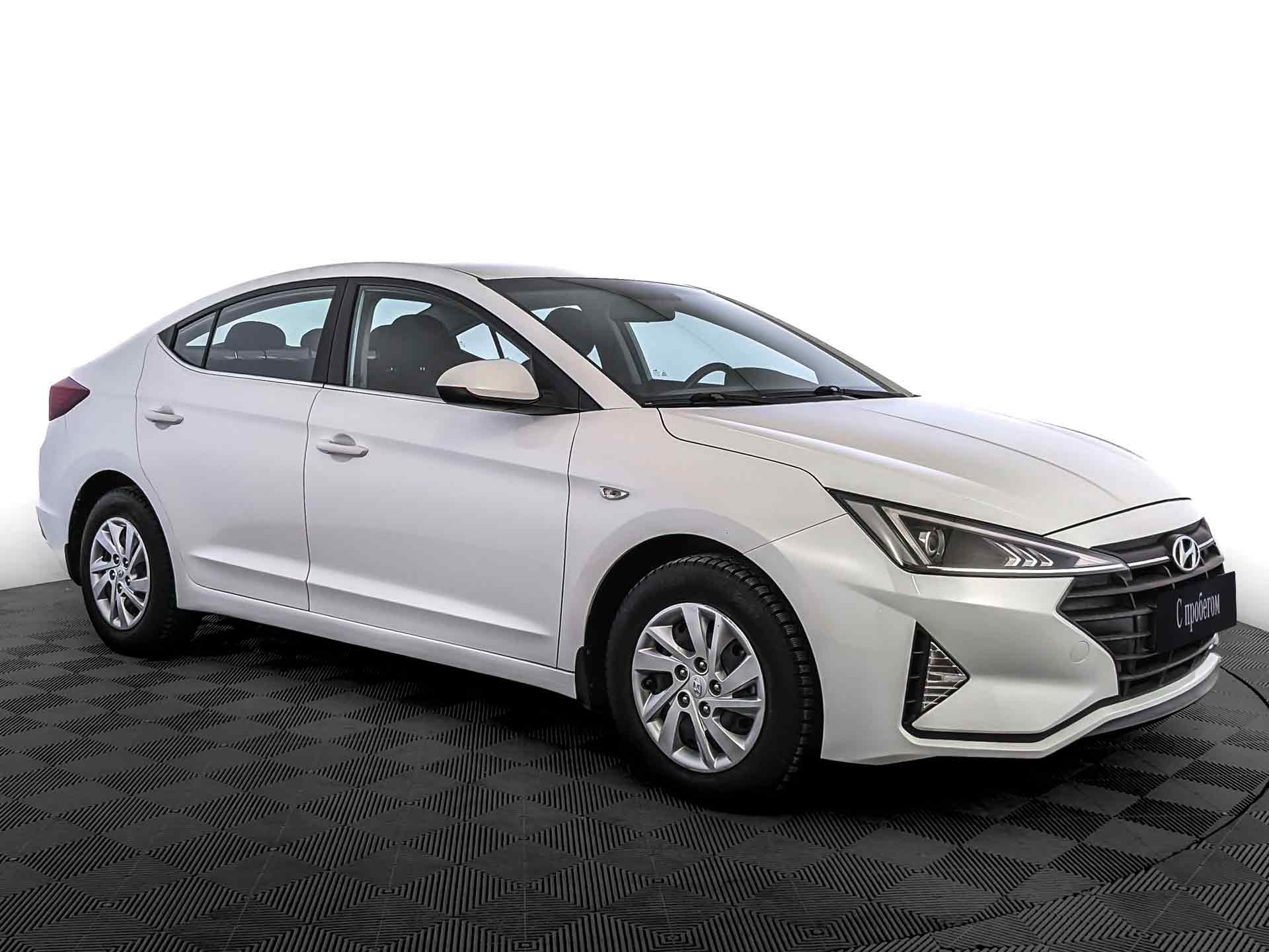 Hyundai Elantra Белый, 2020, 47 171 км