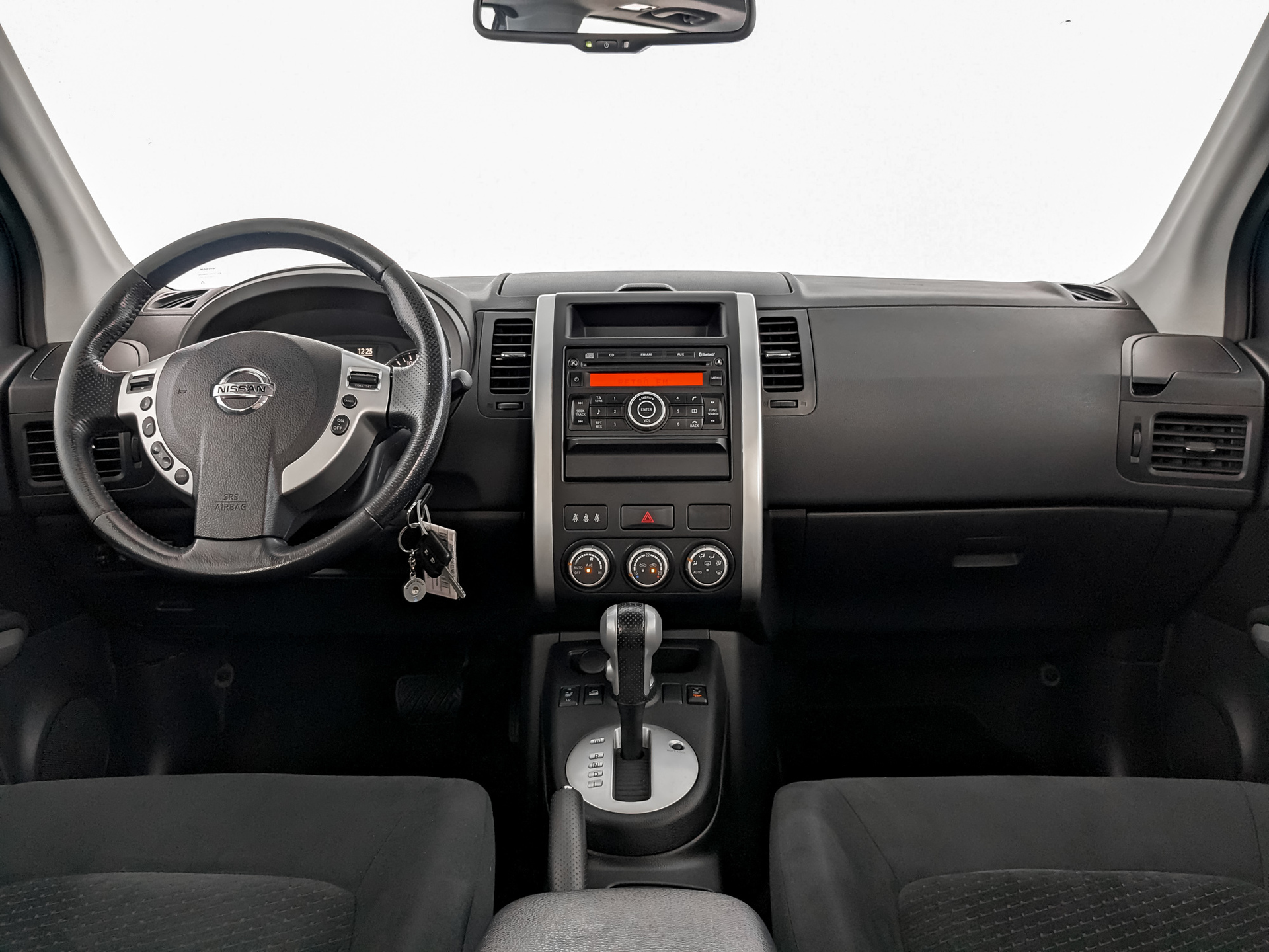 Nissan X-Trail Черный, 2012, 156 605 км