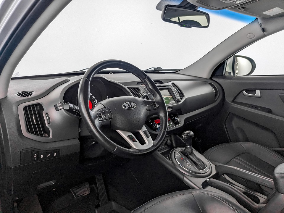 Kia Sportage Серебристый, 2013, 116 229 км