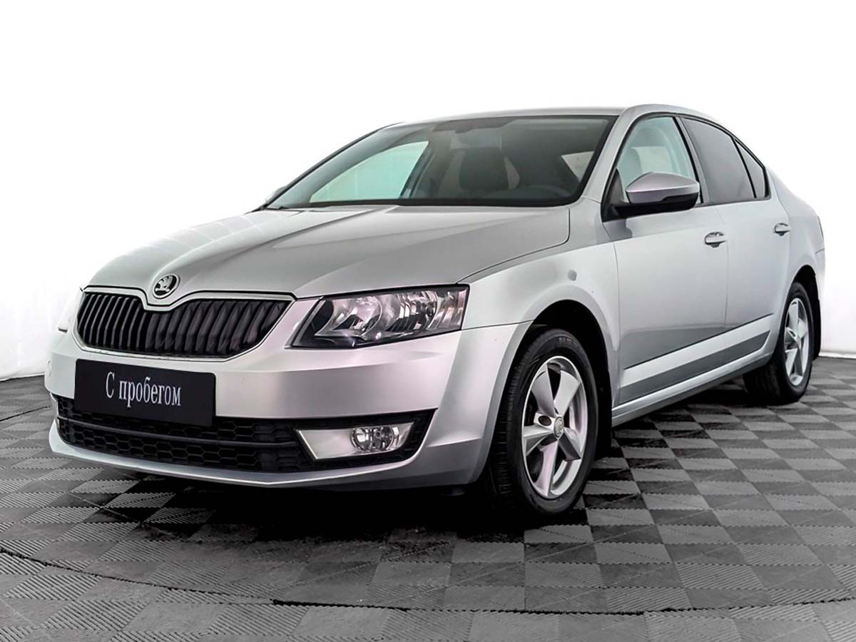 Skoda Octavia Белый, 2015, 98 763 км