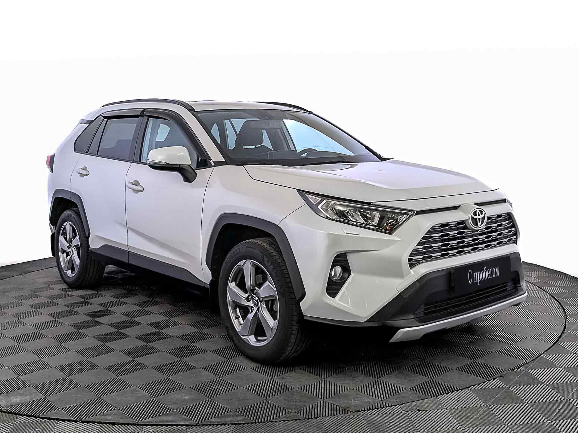 Toyota RAV4 Белый, 2021, 35 921 км