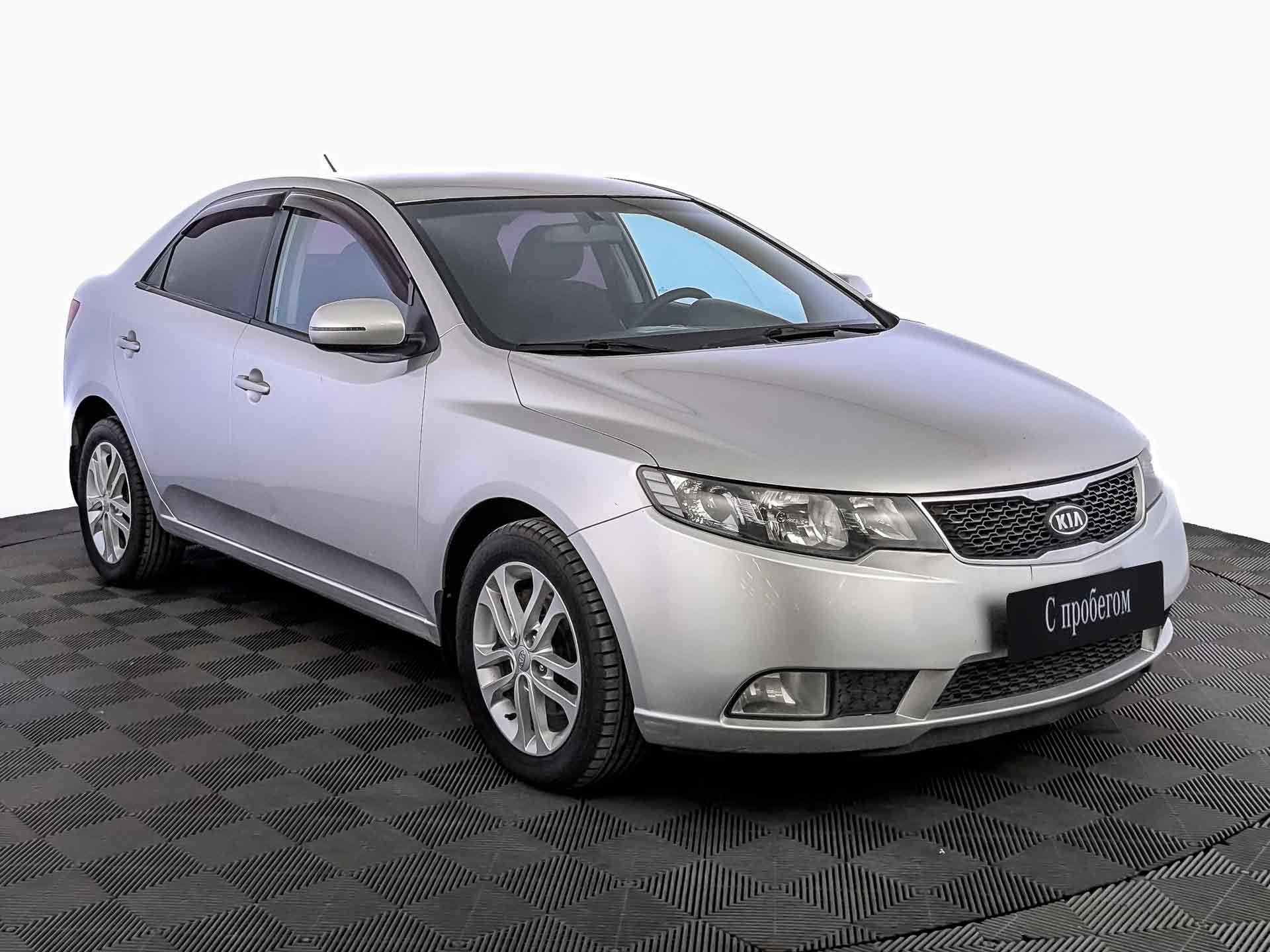 Kia Cerato Серебристый, 2012, 111 550 км