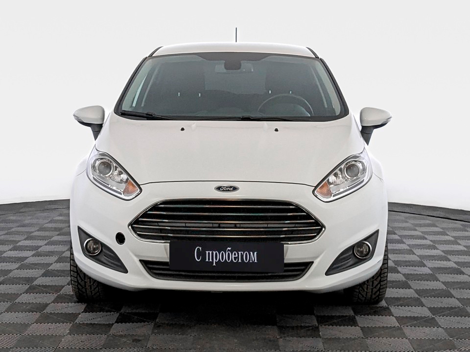 Ford Fiesta белый, 2017, 97 480 км