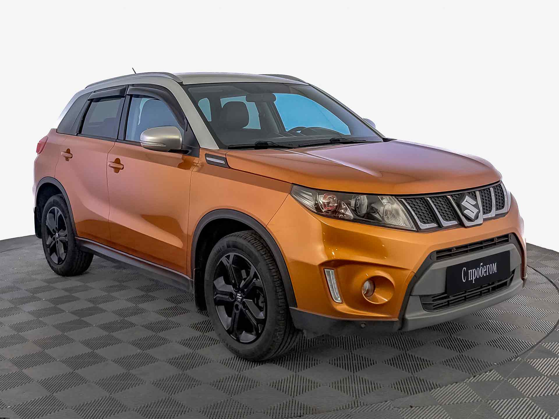 Suzuki Vitara оранжевый, 2016, 47 000 км