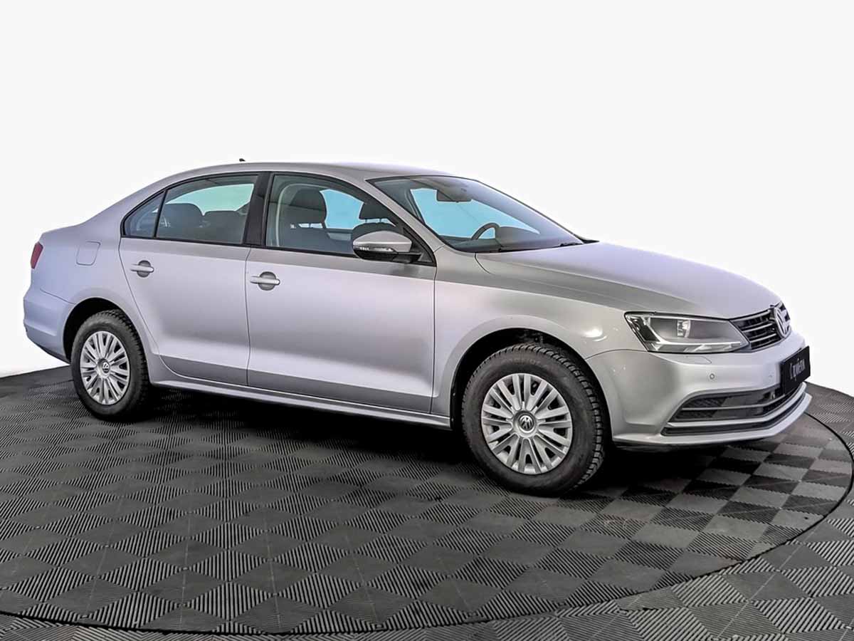 Volkswagen Jetta Серебряный, 2018, 96 725 км