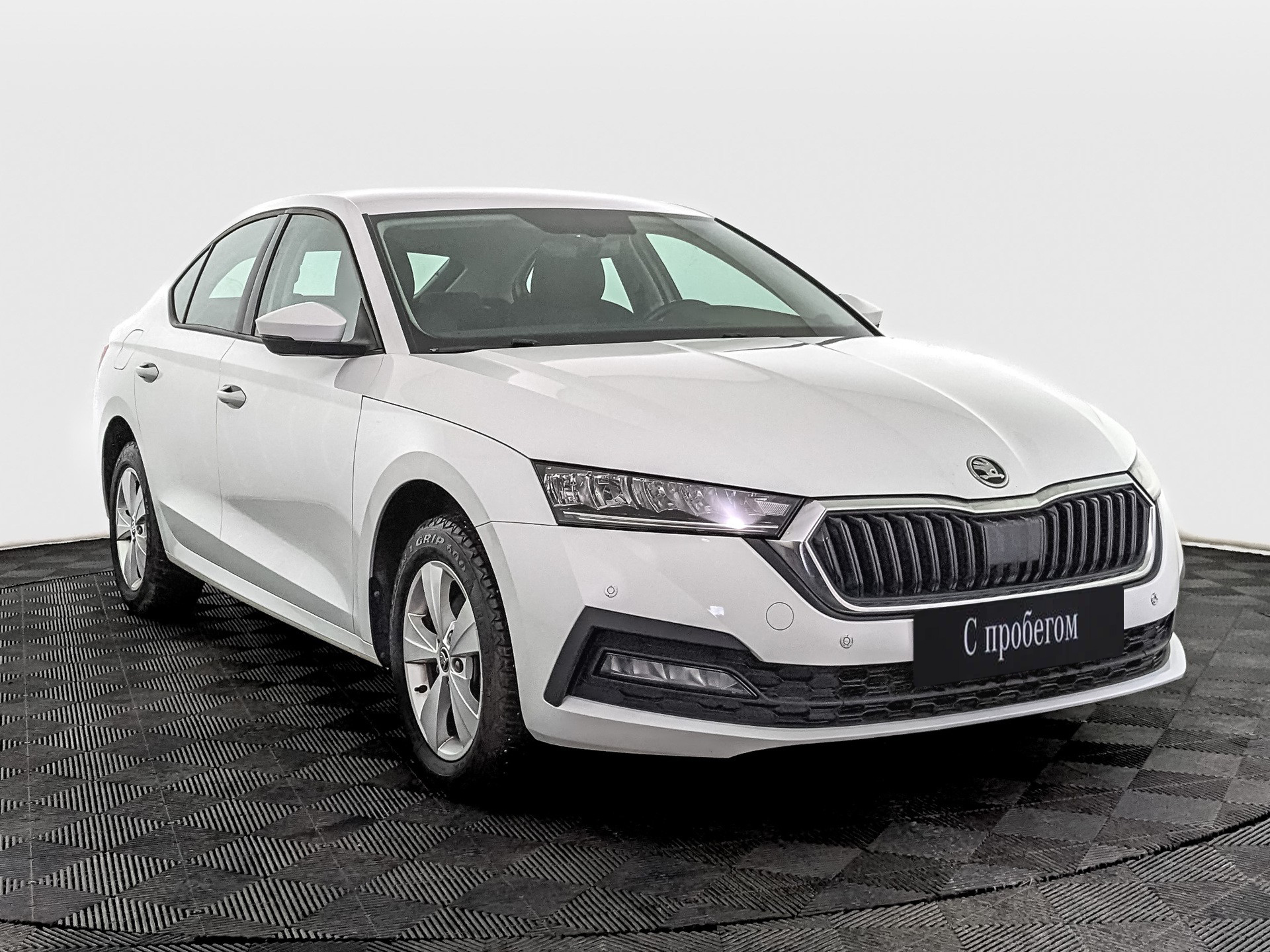 Skoda Octavia Белый, 2021, 84 828 км