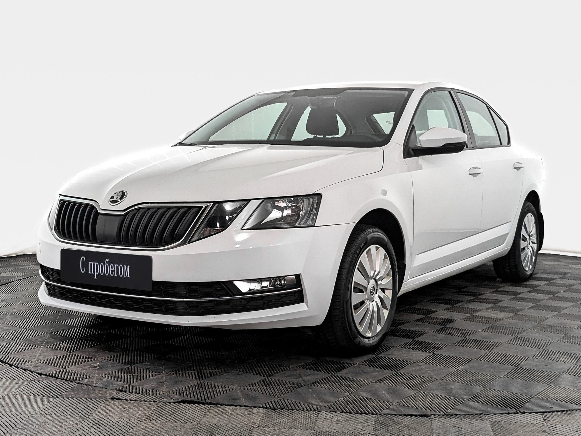 Skoda Octavia Белый, 2019, 32 663 км