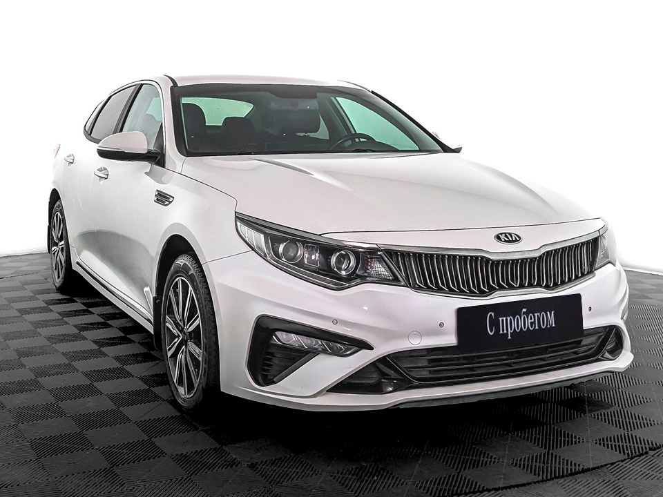 Kia Optima Белый, 2018, 141 118 км