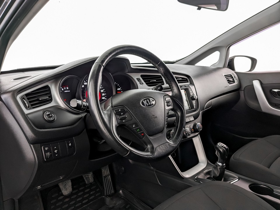 Kia Ceed Черный, 2014, 129 429 км