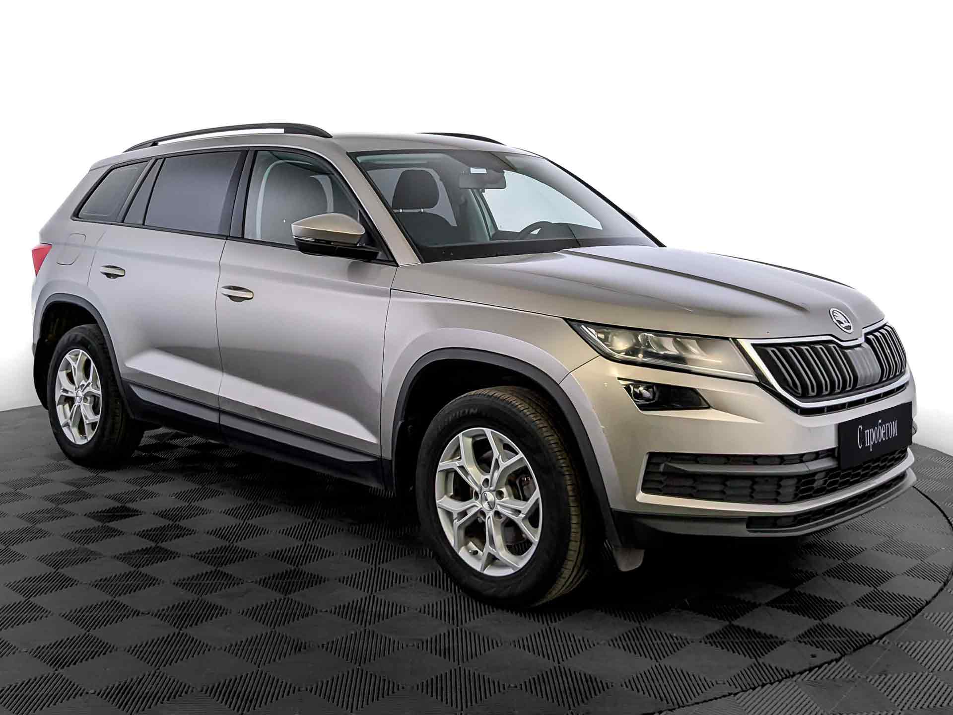 Skoda Kodiaq бежевый, 2021, 42 998 км