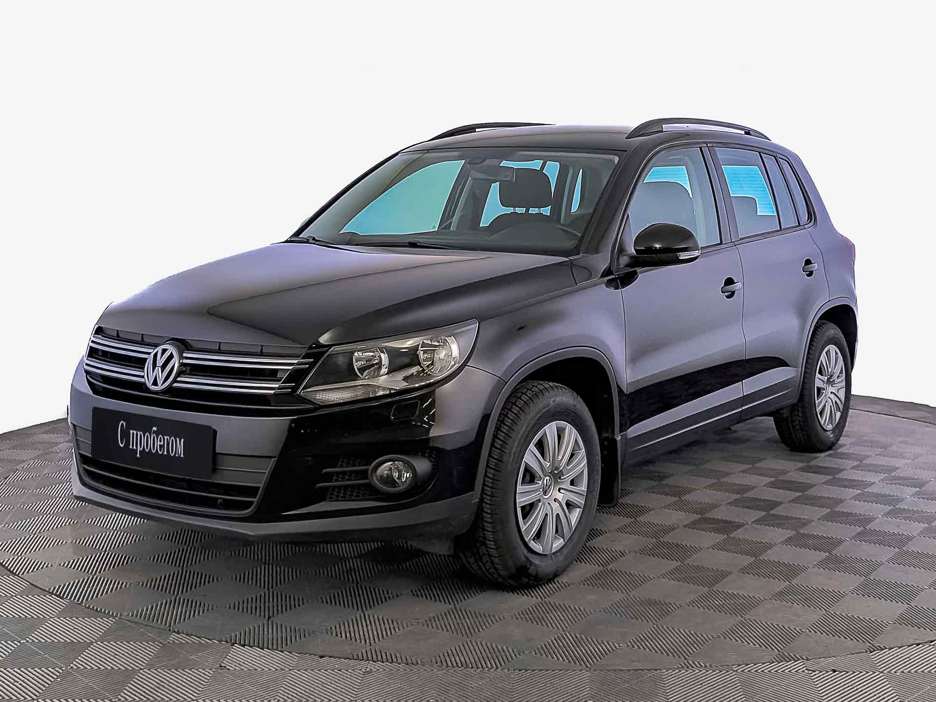 Volkswagen Tiguan Черный, 2015, 88 775 км