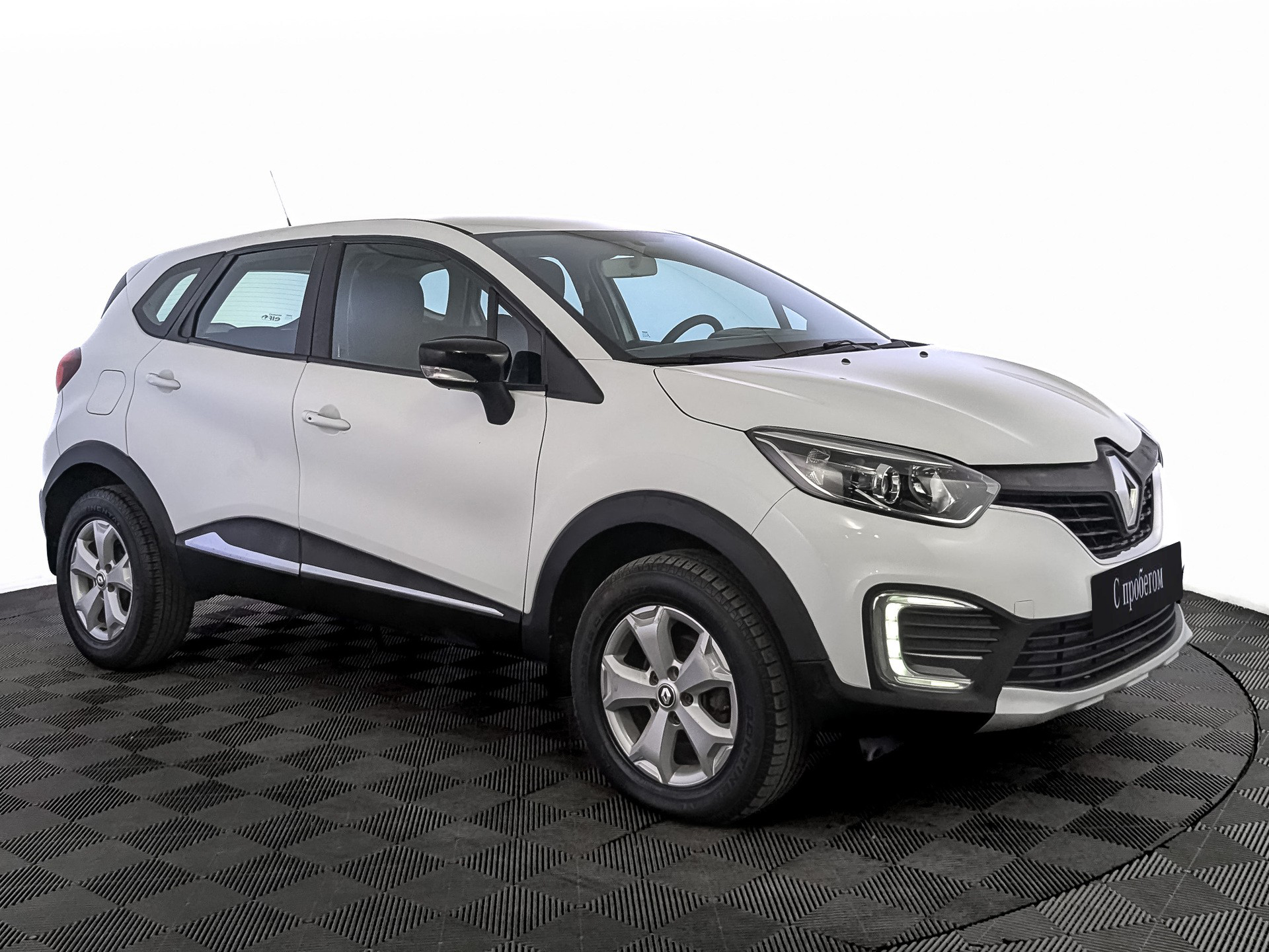 Renault Kaptur Белый, 2017, 100 427 км