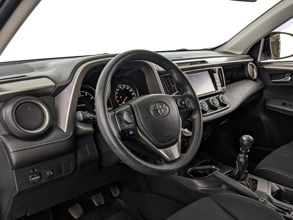 Toyota RAV4 Белый, 2019, 121 251 км