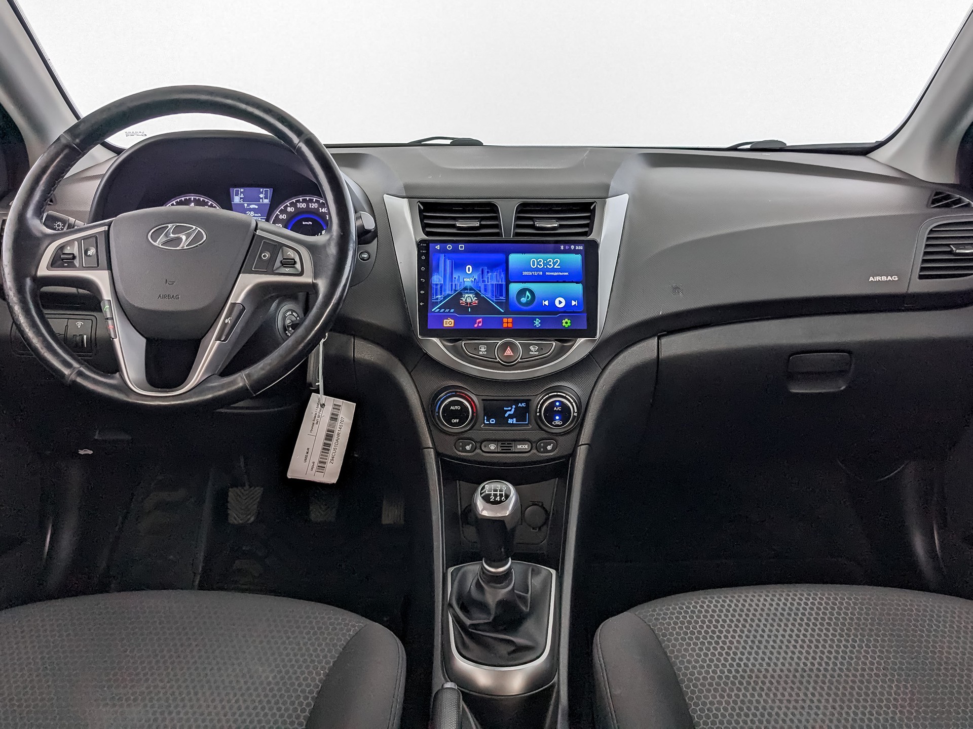 Hyundai Solaris Серый, 2016, 85 596 км