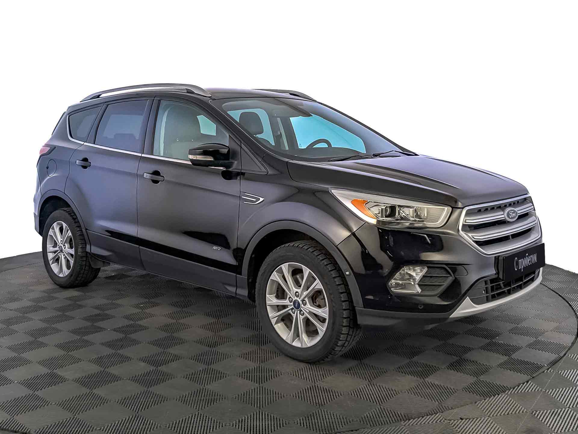 Ford Kuga черный, 2016, 126 004 км