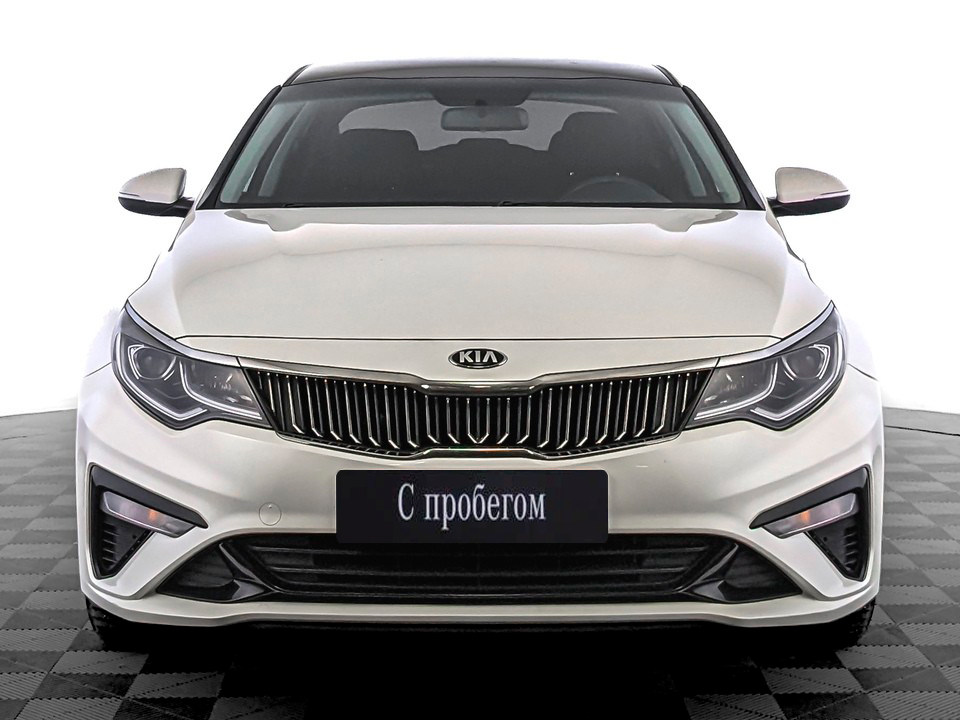 Kia Optima Белый, 2018, 83 000 км