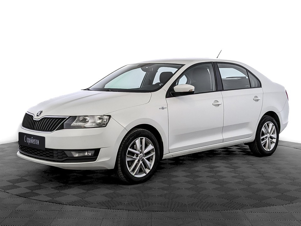 Skoda Rapid Белый, 2019, 121 558 км