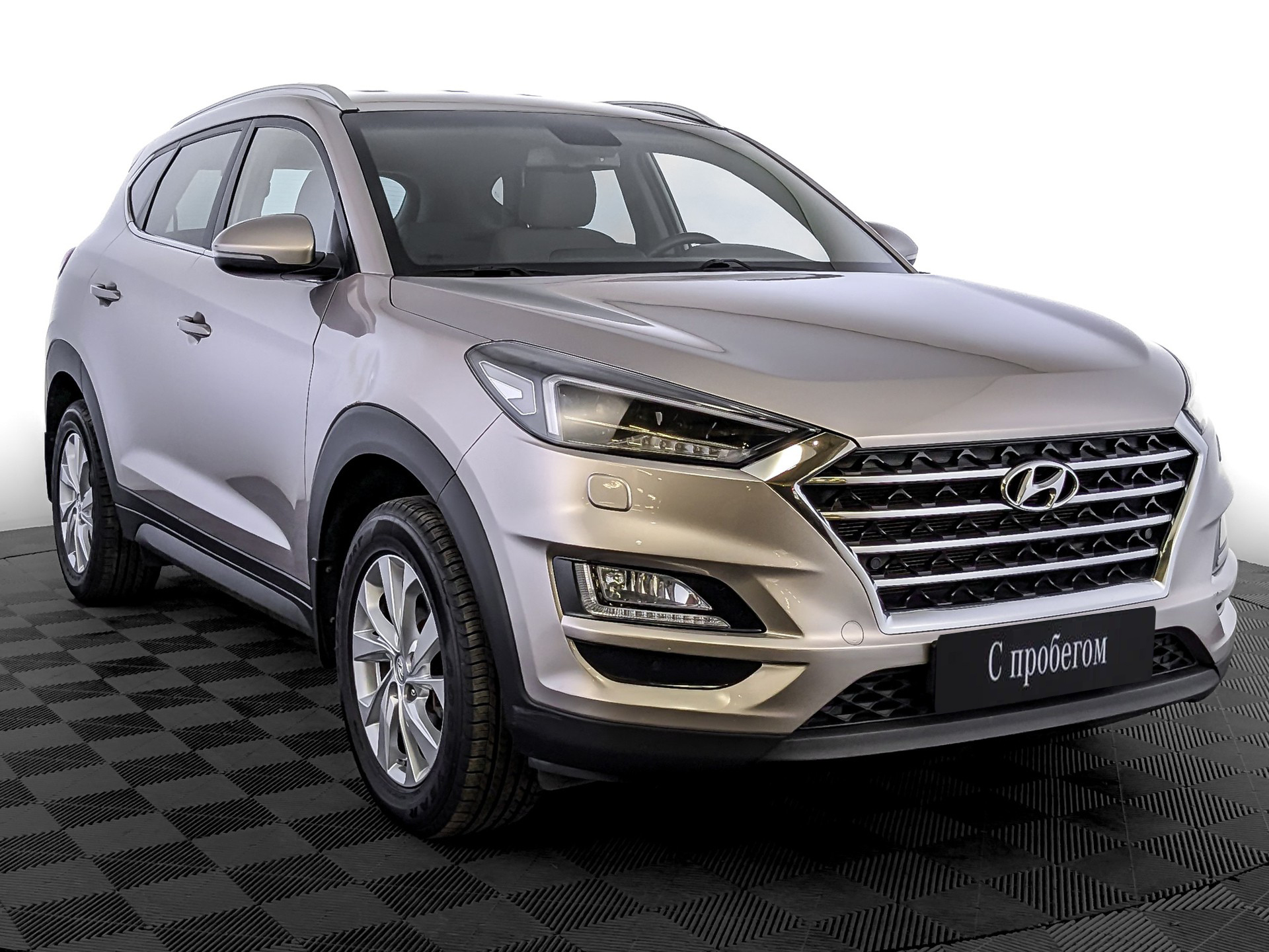 Hyundai Tucson Бежевый, 2019, 115 659 км