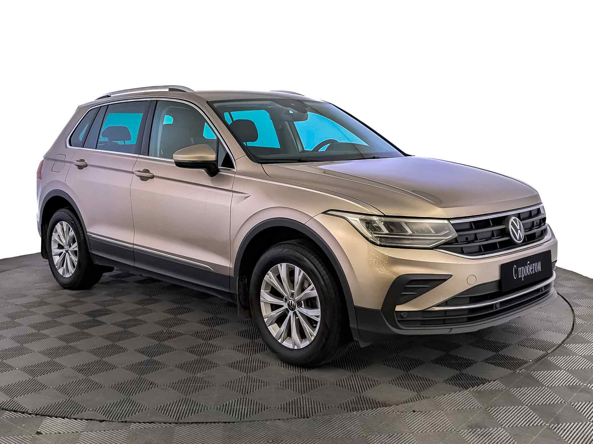 Volkswagen Tiguan Коричневый, 2021, 112 547 км