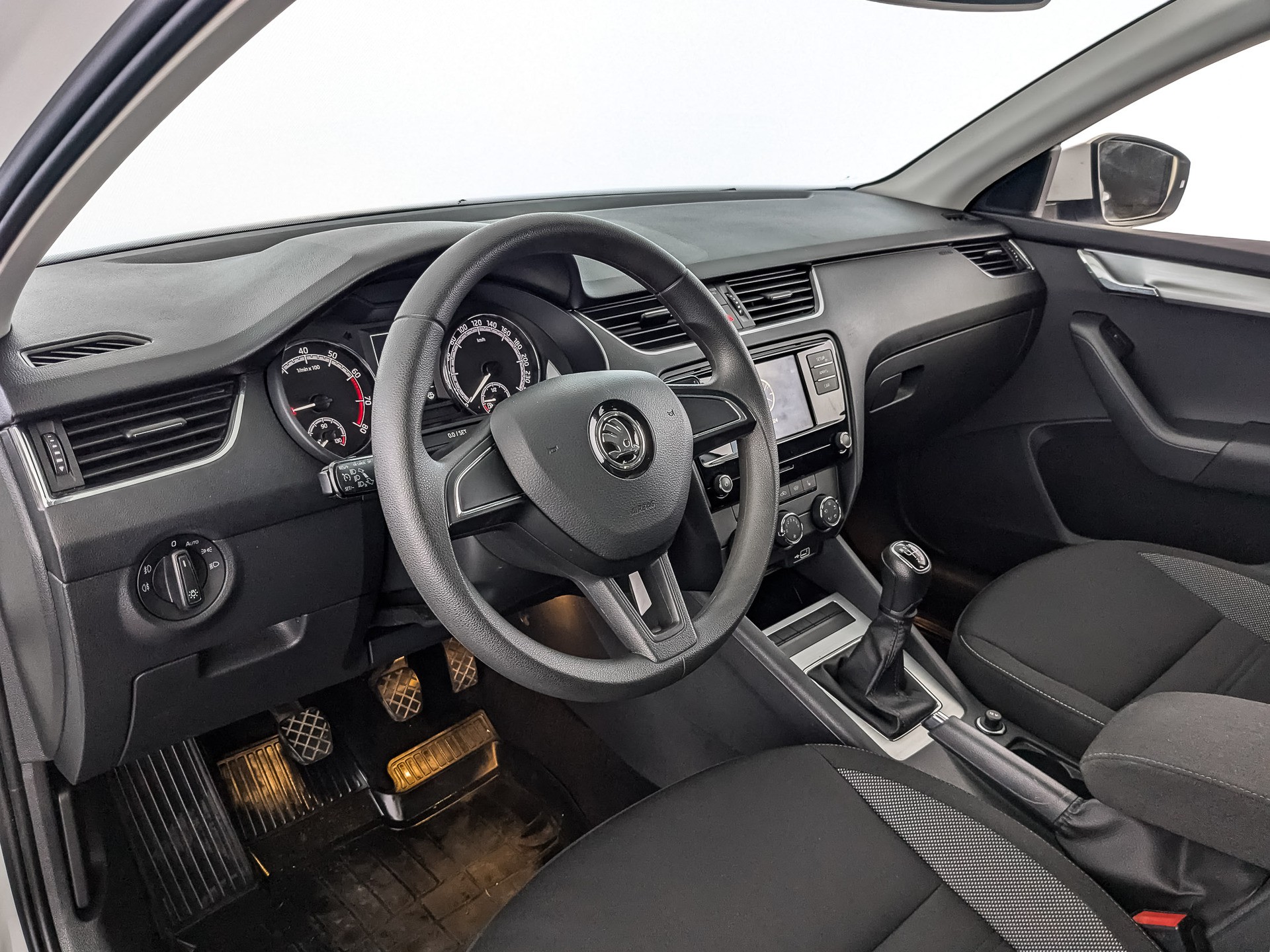 Skoda Octavia Белый, 2019, 41 988 км