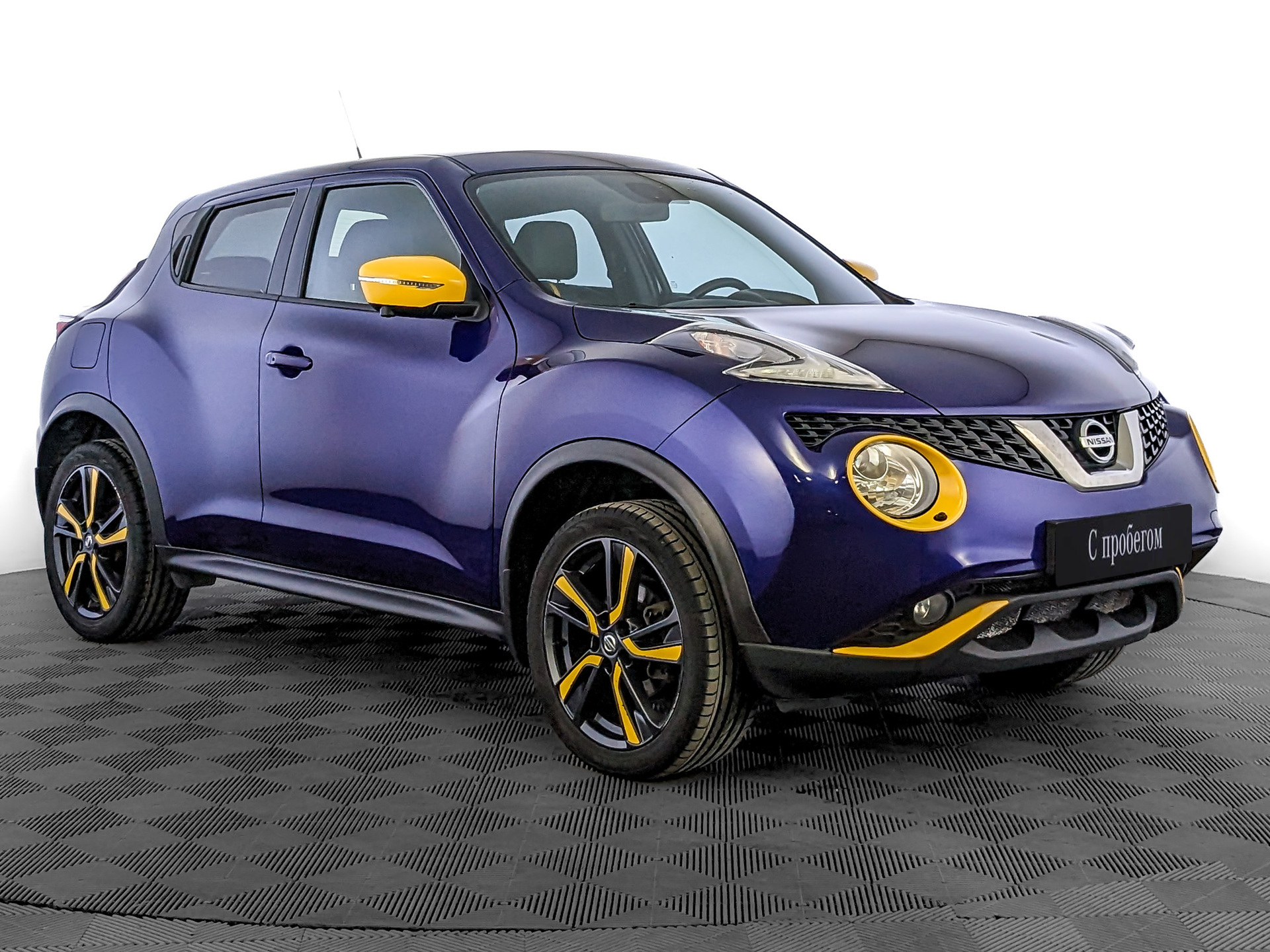 Nissan Juke темно-синий, 2018, 107 500 км