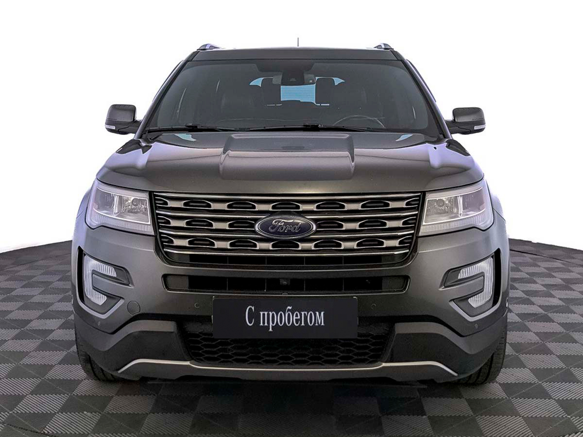 Ford Explorer серый, 2017, 118 800 км