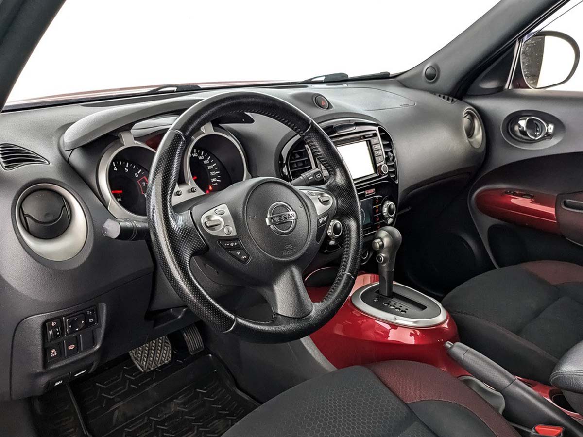 Nissan Juke Красный, 2013, 142 616 км