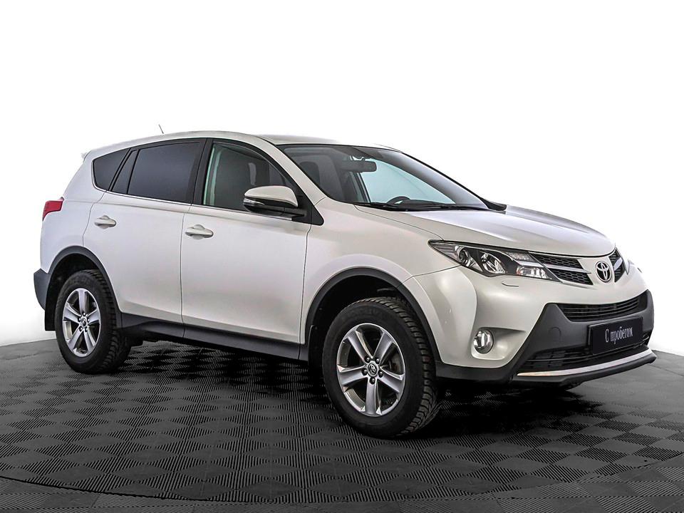 Toyota RAV4 Белый, 2015, 76 836 км