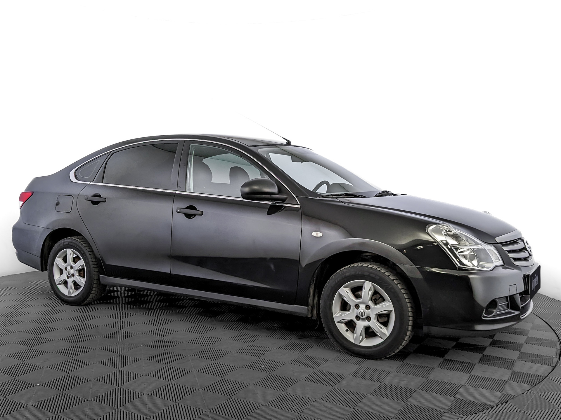 Nissan Almera Черный, 2015, 108 738 км