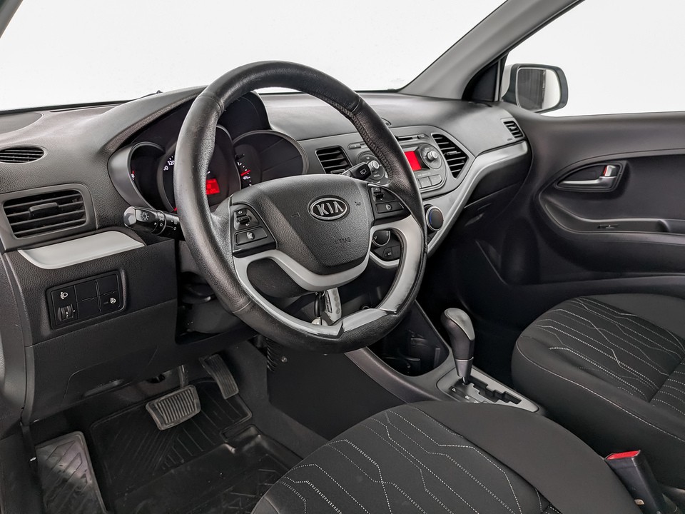 Kia Picanto Белый, 2011, 90 118 км