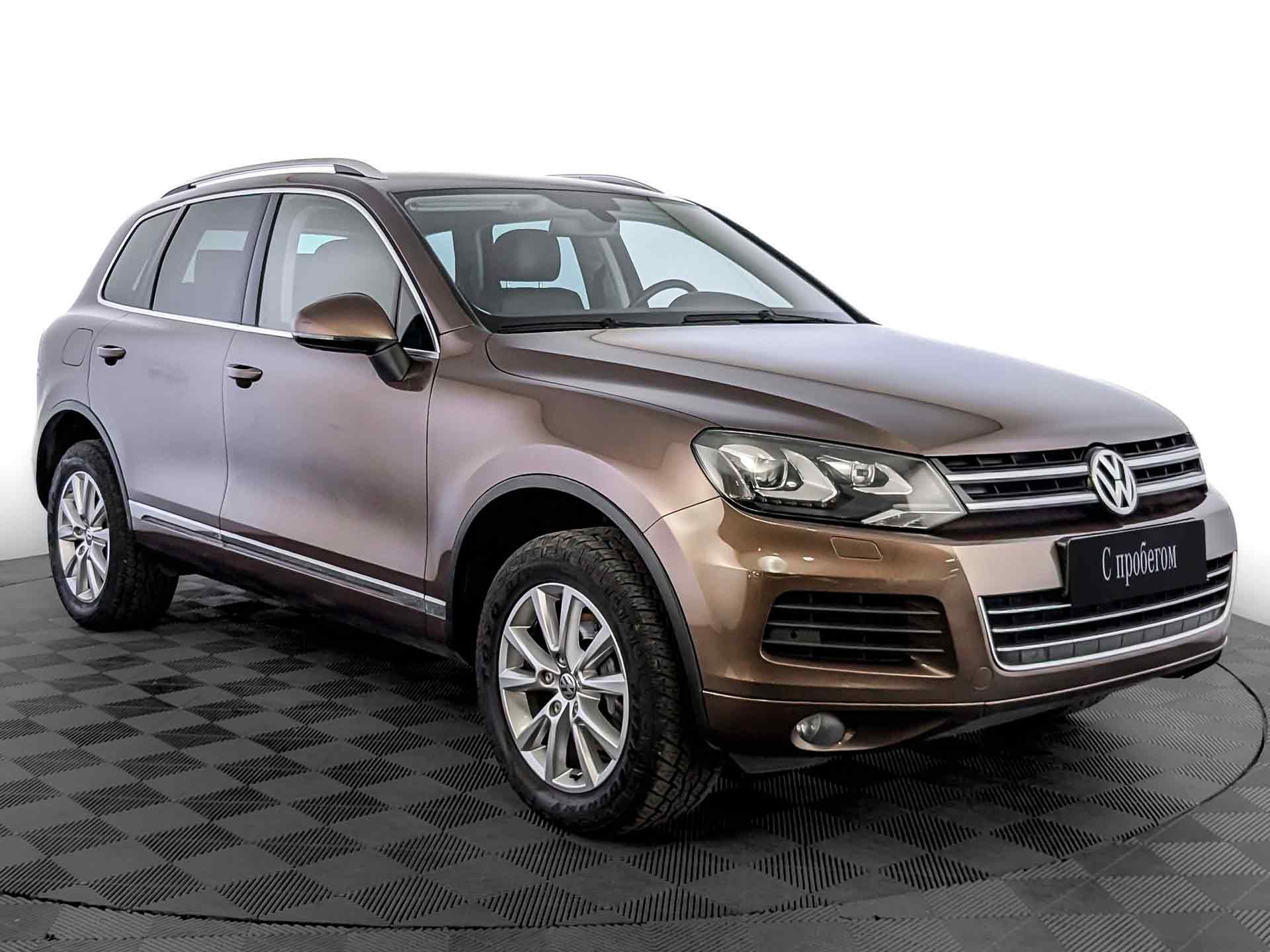 Volkswagen Touareg Коричневый, 2014, 128 256 км