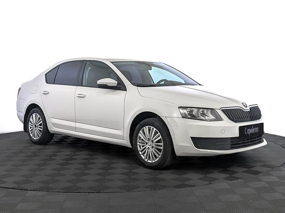 Skoda Octavia Белый, 2016, 194 887 км