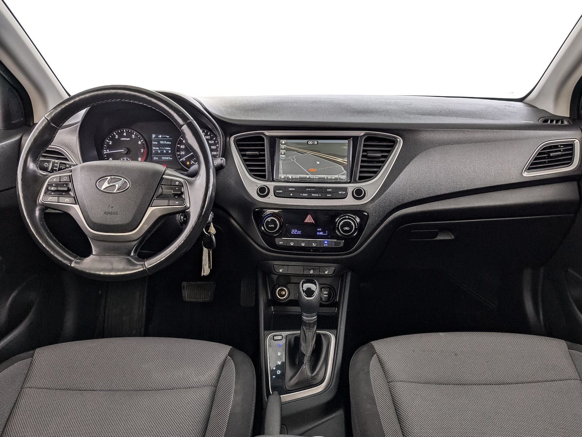 Hyundai Solaris Коричневый, 2018, 129 664 км