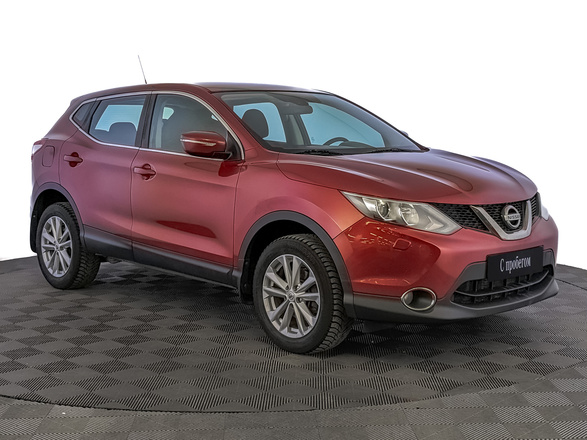 Nissan Qashqai Красный, 2014, 210 933 км