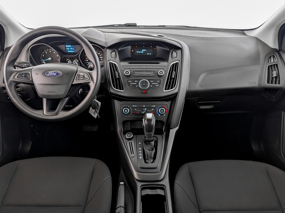 Ford Focus белый, 2018, 105 000 км