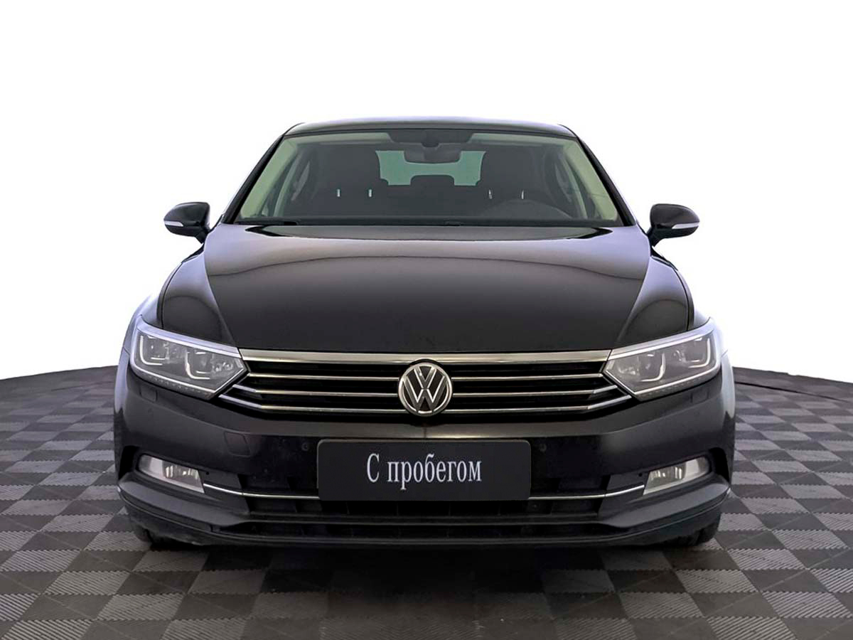 Volkswagen Passat Черный, 2018, 188 206 км