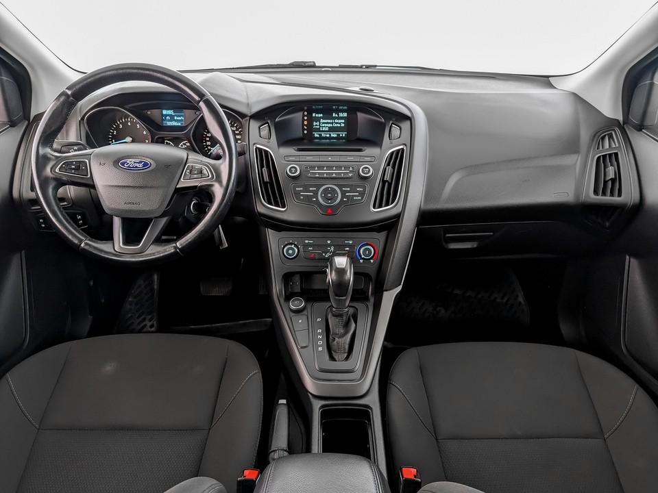 Ford Focus белый, 2017, 125 341 км