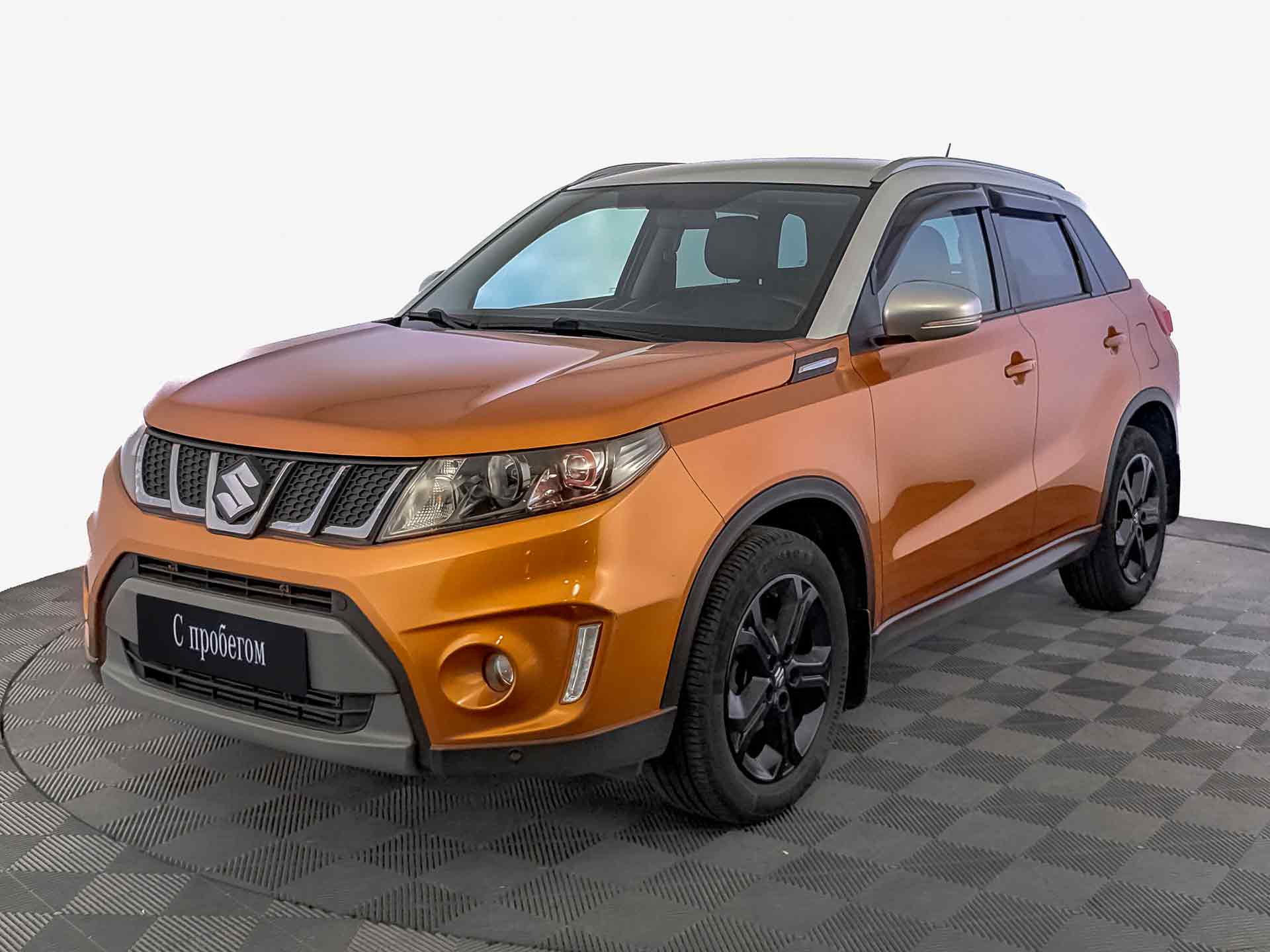 Suzuki Vitara оранжевый, 2016, 47 000 км