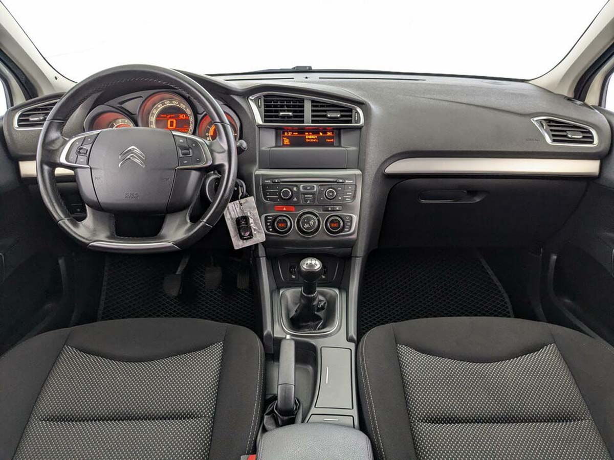 Citroen C4 белый, 2014, 136 324 км