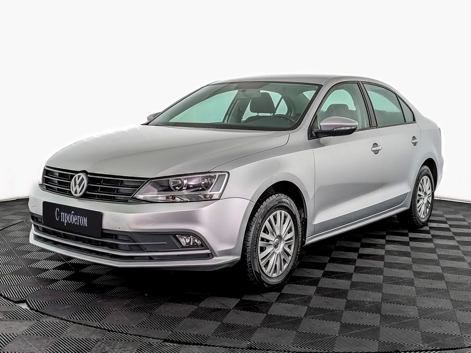 Volkswagen Jetta Серебряный, 2018, 143 950 км