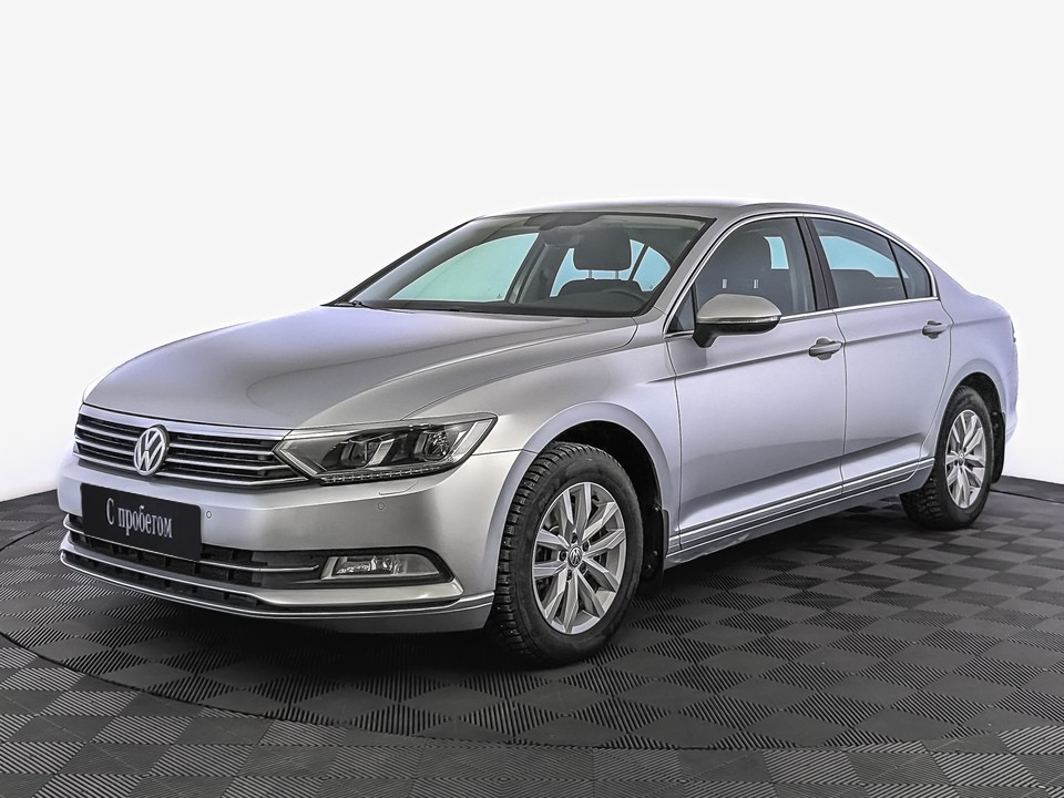 Volkswagen Passat Серебряный, 2018, 146 846 км